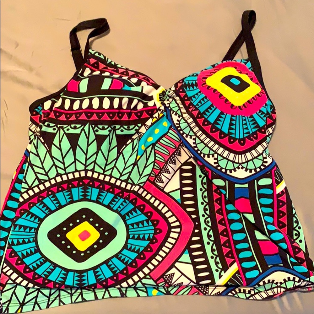 REEBOK Tankini Top Multi Color Pattern Lined Cups